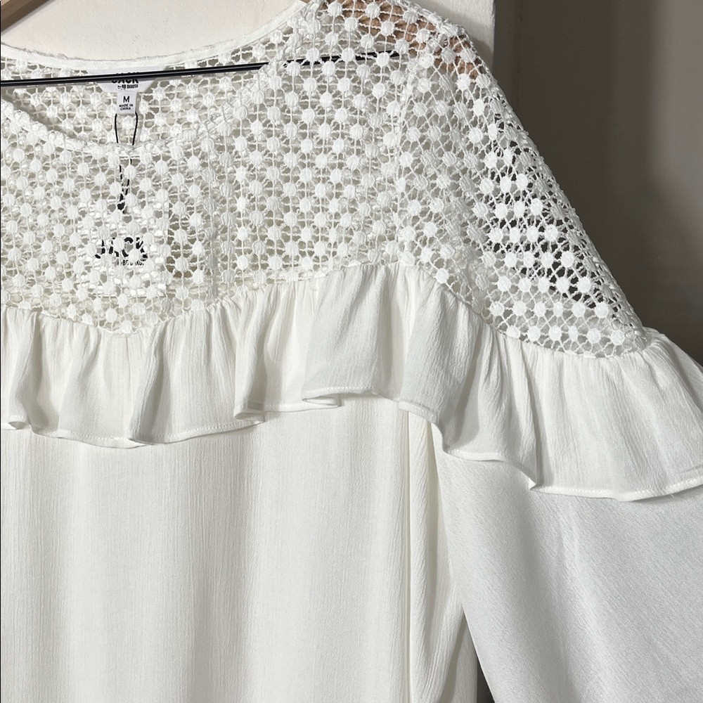 White Lace Blouse - Picture 3 of 9
